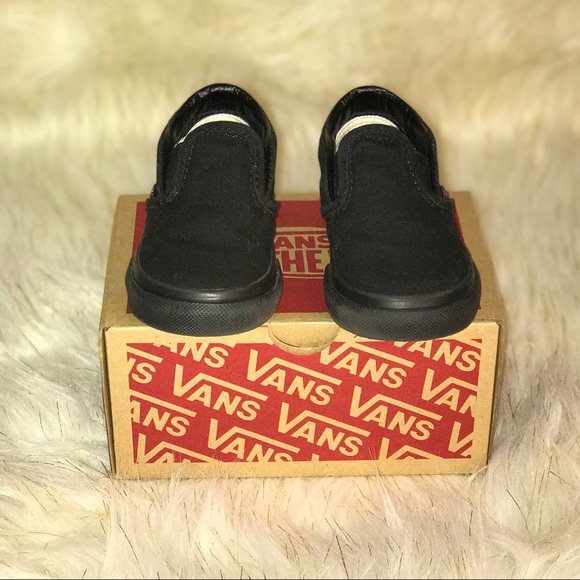 CLSSIC SLIP ON VANS - Picture 2 of 3